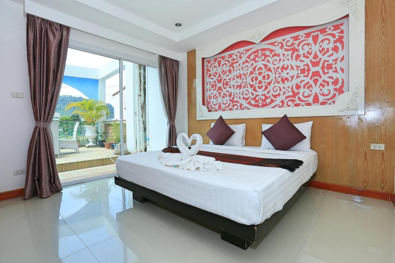 Готель Lucky Sun Patong Екстер'єр фото