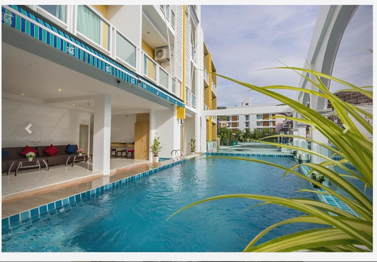 Готель Lucky Sun Patong Екстер'єр фото