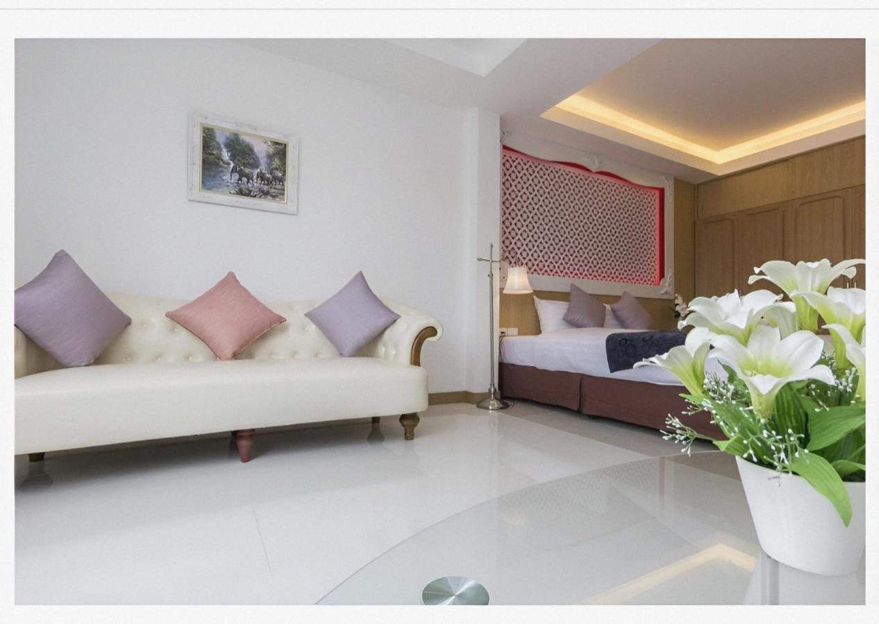 Готель Lucky Sun Patong Екстер'єр фото